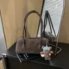 Bolsa de Axila Retro de Nicho para Pedido Estrangeiro para Mulheres 2025 Nova Bolsa Almofada de Alta Qualidade Bolsa de Ombro Versátil de Grande Capacidade