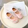 Sapatos Hanfu para Meninas Sapatos Infantis para Combinar com Saia Ma Mian Primavera e Verão Solado Macio Sapatos Estilo Chinês Sapatos Pequenos de Couro Sapatos Infantis Estilo Antigo Sapatos Bordados