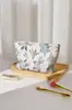 Bolsa de Maquillaje de Tela Jacquard Dorada Fresca y Dulce para Niñas, Bolsa de Almacenamiento Portátil con Cremallera de Gran Capacidad, Set de Bolsos de Mano