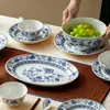 Juego de Vajilla de Cerámica Azul y Blanca con Forma de Granada del Fabricante, Plato para Sopa Estilo Chino, Bol para Arroz, Plato de Cena Modelo Nuevo 2026, Juego de Regalo