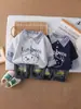 Conjunto de Primavera y Otoño para Niños Estampado de Oso de Dibujos Animados Juego de Dos Piezas Sudadera Casual a Cuadros y Pantalones para Bebé Moderno