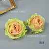 Flor de rosa de sueño de simulación decoración del hogar caja de flores caliente transfronteriza con flores cabeza de bandera de traje antiguo hacer corona arreglo floral