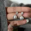 Brincos de Pérola Imitação Galvanizada Femininos Mais Vendidos da Cao Shi Temu Estilo de Luxo Acessível Brincos Redondos Geométricos Estilo Elegante e Requintado