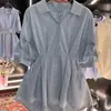 Camisa Rayada con Strass de Moda Adelgazante para Mujer, Nueva Camisa Casual Versátil de Manga Corta de Verano con Diseño Ceñidor de Cintura