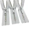 Zíperes Ykk em Estoque, Tamanho 5 Metal, Zíper Fechado de Cobre Branco Níquel, Três Cabeças de Zíper para Escolher, 15-30cm, em Estoque