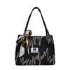 Bolsa Tote de Grande Capacidade para Mulheres 2025 Nova Casual Listrada Tendência Texturizada Bolsa de Ombro Estilo Fresco Bolsa Feminina
