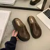 Medias zapatillas cerradas estilo Birkenstock para mujer, con suela gruesa, que aumentan la altura, cubiertas de cuero, forradas de vellón, nueva colección otoño/invierno 2026, zapatillas de algodón Birkenstock