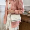 Estilo Hong Kong Retro Pequena Bolsa Feminina 2024 Nova Moda Texturizada Crossbody Bolsa Axilas Elegante Retro Casual Pequena Bolsa Quadrada