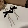 Pendientes Geométricos de Borla de Arco de Diamante Dongdaemun de Corea del Sur Simples y Versátiles Pendientes Adelgazantes para la Cara Pendientes de Nicho para Mujeres