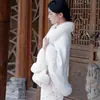 Estilo República de China Capa Chal de Felpa Blanca Imitación Piel Chaqueta para Mujer con Cheongsam Otoño e Invierno Elegante Tejido