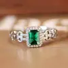 Anillo Cao Shi Estilo Lujo Ligero para el Día de la Madre Anillo Geométrico Francés Femenino Accesorios para Usar en Bodas, Compromisos y Banquetes