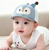 Chapéu de Bebê Estilo Fino para Primavera e Outono Proteção Solar Boné Bico de Pato para Meninos, Protetor Solar Pinguim, Super Fofo para Meninos Pequenos