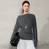 Camiseta de Tricô de Linho Estilo Old Money com Mangas Longas e Design Assimétrico no Ombro, Blusa Outonal da Moda Estilo Francês, Ombro a Ombro, Algodão e Linho para o Dia a Dia