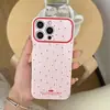 Funda de cobertura completa de estilo coreano inspirada en Instagram con textura vertical, pequeñas estrellas rojas y soporte de corazón 3D, adecuada para iPhone 17 PRO