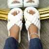 Pantuflas de felpa con tira cruzada para mujer, pantuflas transfronterizas de comercio exterior, pantuflas de punta abierta, pantuflas cálidas de algodón para el hogar para niñas