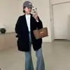 Cárdigan de punto gris nuevo de principios de otoño, estilo holgado y relajado, longitud media, diseño versátil, abrigo suéter para mujer