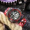 Comercio exterior ventiladores de venta caliente color hombre exterior impermeable multifuncional moda reloj electrónico estudiante hombre y mujer estilo campus