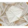 Shorts Blancos Versátiles de Verano Estilo Delgado Ins Petite de Cintura Alta Favorecedores de Pierna Ancha 2026 Nueva Llegada