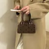Bolsa de Mão Feminina Nova de Ponto Cruz de Luxo, Nova Bolsa de Ombro Versátil Casual da Moda de Verão, Bolsa Transversal