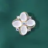 2024 Nova Venda Quente do Dia das Mães Broche Olho de Gato Pin com Pedras Strass Inlaid para Mulheres Corsage Acessórios de Vestuário Joias