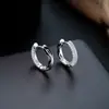 Brincos Transfronteiriços de Novo Estilo com Pedras em Toda a Superfície para Homens, Modernos e Fashion, Brincos de Design Irregular Simples para Mulheres, Acessórios de Luxo Leve e de Alta Qualidade