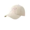 Gorra de Béisbol Bordada con Lazo Dulce Estilo Coreano para Mujer, Visera Suave, Simple y Versátil para Viajes Diarios y Fotografía, Gorra de Sol Femenina