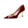 Zapatos de Boda Zapatos de Novia 2026 Nuevo Estilo Vestido Xiuhe Francés Vestido de Boda Dos Usos Tacones Altos Borgoña Tacones de Aguja para Mujer Brindis
