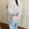 Bolso de Hombro Cruzado para Mujer con Patrón de Lichi Estilo 2026, Diseño de Nicho, Estilo Suave, Bolso Versátil para el Día a Día