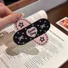 Lindos nuevos accesorios para el cabello para niños 2026, pinzas para el cabello de velcro de dibujos animados de otoño e invierno, dulces y versátiles para niñas, stickers para flequillo