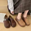 Zapatos de mujer estilo japonés con suela gruesa y punta redonda, novedad otoño 2026, versátiles, retro, para aumentar altura, tipo slip-on, zapatos Birkenstock para personas petite