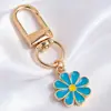 Pingente chaveiro margarida colorida estilo gota de óleo em liga, argola D dourada, pingente de flor multicolorida, acessórios DIY, atacado