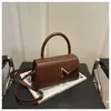 Bolso de Mano con Letras Estilo Europeo y Americano Otoño e Invierno 2025 Gran Capacidad Estética Retro Bolso de Mano Simple para Mujer Bolso Cruzado Pequeño Cuadrado