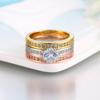 Joyería caliente transfronteriza Moda europea y americana anillo de tres capas micro-incrustado circonita chapado en oro anillo de compromiso para mujer al por mayor