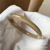 Pulseira de ágata calcedônia ouro champanhe cavalo de gelo natural pulseira redonda fresca artística feminina pulseira de beleza atacado