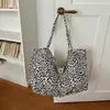2026 Verão Nova Bolsa Tote de Grande Capacidade Bolsa de Ombro Estilo Universitário Moda Única Vintage Estampa de Leopardo Bolsa de Mão Tendência