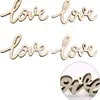 Em estoque 336 amor com cor de grão de madeira enfeite de lasca de madeira de coração de pêssego decoração de casamento DIY símbolo de amor decoração de madeira