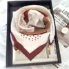Bufanda Cuadrada Cálida de Nuevo Estilo 2024 con Hebilla Magnética, Bufanda Triangular de Seda, Bufanda de Algodón para Mujer, Bufanda Elegante para Cuello para Primavera, Otoño e Invierno, Versátil y Elegante