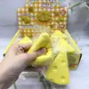 Nuevo juguete antiestrés con forma de queso para desahogarse y apretar, juguete squishy de dibujos animados, regalo para niños y estudiantes, premio pequeño