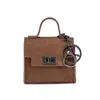 Encanto de Bolso Retro Llavero Billetera Bolsa para Guardar Llaves de Coche Sobre Rojo Funda para Auriculares Colgante Versátil para Bolso