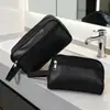 Bolso de Mano Multifuncional Negro, Tamaños Grande y Pequeño, Neceser, Bolso Cosmético para Hombre de PU con Patrón de Lichi, Bolsa de Viaje Impermeable