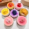 Mini Bolo Mousse de Morango e Mirtilo 3D Creme Comida Simulada Brinquedo Acessórios de Resina DIY Presilha de Cabelo Criativa Chaveiro