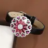 Nuevo Exquisito Pulsera de Cuero con Flor de Zircón Esmeralda Estilo Francés, Moderna y Versátil para Mujeres, Disponible Exclusivamente para Ventas Transfronterizas