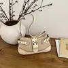 Nova Bolsa de Ombro Vintage com Design Trançado para Mulheres Verão 2026, Bolsa Única e Fashionável com Fivela de Metal para Axila, Bolsas Femininas no Atacado