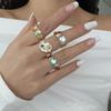 Anillo de aleación líquida suave con gema de diamante geométrico de lava dulce y fresco transfronterizo entre Europa y Estados Unidos.
