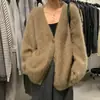 Novo cardigã de tricô estilo coreano, soltinho, em imitação de mink, com decote V, para o inverno de 2026, suéter plus size, peça de outer