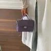 Bolsas de Luxo para Mulheres 2026 Novo Design de Nicho Bolsa Transversal Celebridade da Internet Estilo Quente Bolsa de Mão Primavera e Verão Bolsa Quadrada Pequena Matelassê
