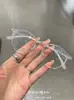 Óculos Série Doce Macio Ultra Leve 1847 com Armação de 48 Lentes e Plaquetas Nasais para Mulheres com Alto Grau de Miopia, Podem Ser Equipados com Lentes de Grau e Proteção Contra Luz Azul