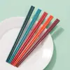 Pauzinhos Domésticos Para Uma Pessoa Uma Cor Refeição em Família Pauzinhos Alto Valor de Cor Cor 10 Cores Pauzinhos de Liga Resistentes a Mofo Resistência a Altas Temperaturas