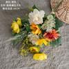 Yamei Laranja Flor Escrita à Mão Decoração de Casa Design Casamento Buquê de Mão Pendurado na Parede Decoração de Parede CF01462