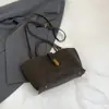 Bolso de Mano de Gran Capacidad para Mujer 2025 Invierno Nuevo Retro Commuter Bolso Tote Moda Coreana Bolso Cruzado Simple